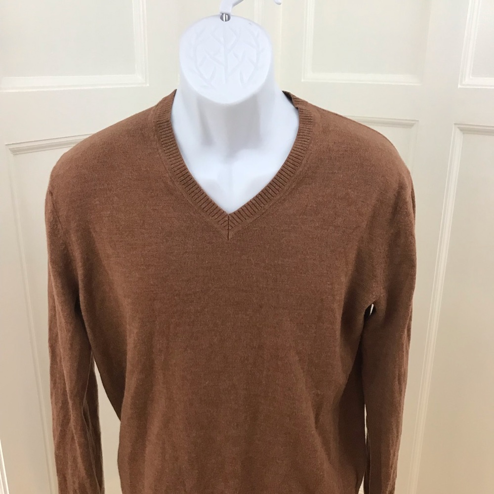 Banana Republic sweater v-neck 100% merino wool